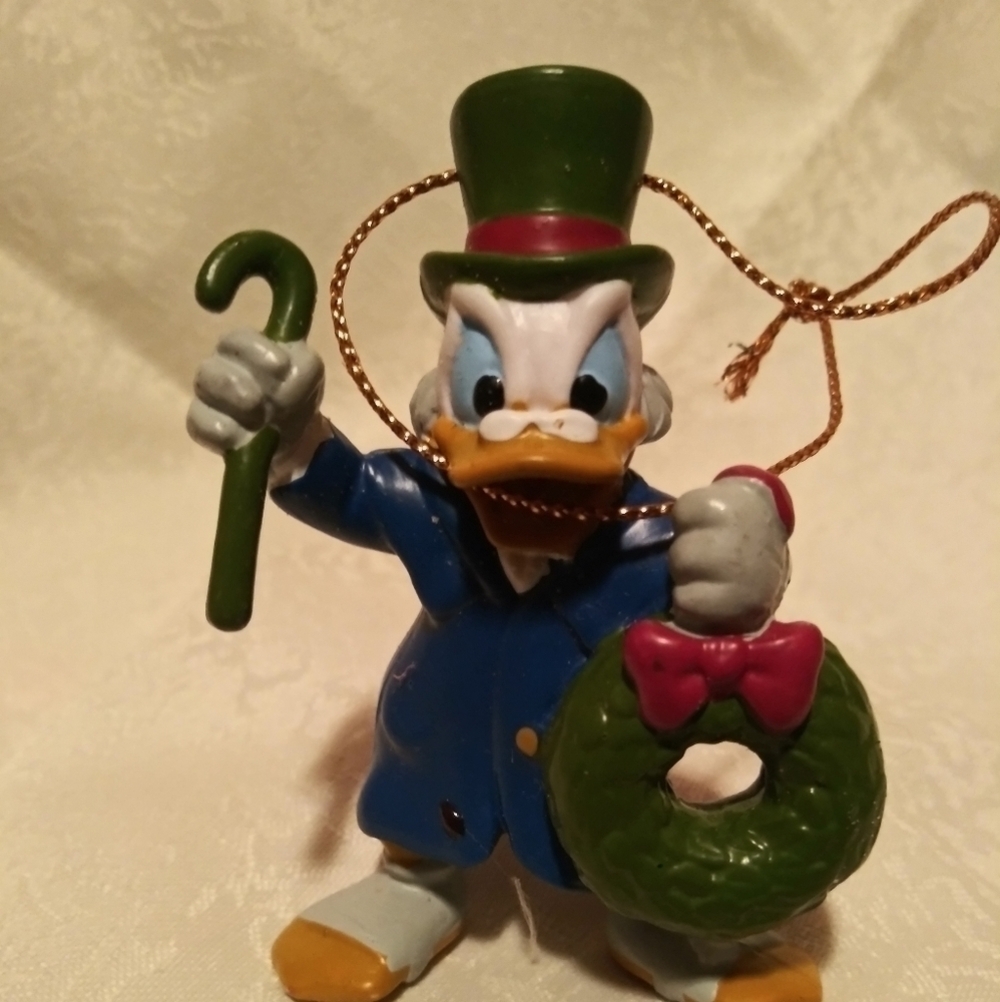 Donald Duck Holiday Ornament